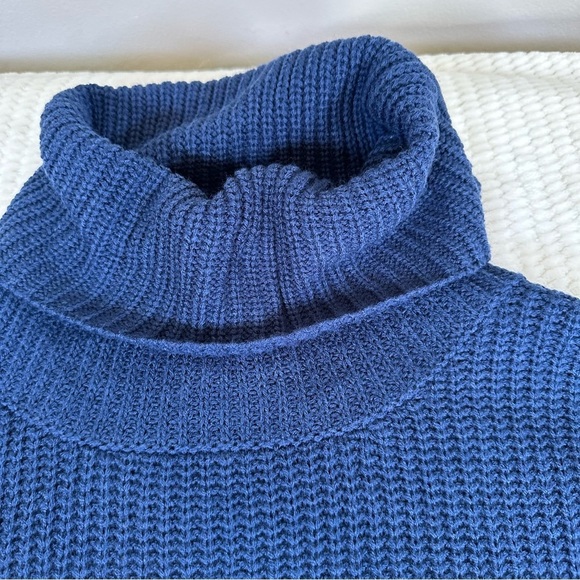 Pink Lily Womens M Oversized Fit Bulky Blue Silver Turtleneck Sweater Heavy - Picture 3 of 11